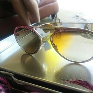 *Authentic* MensTom Ford sunglasses NWT